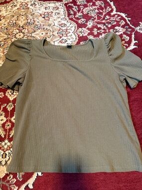 SHEIN Olive Ribbed Square Neck Short Sleeve Top